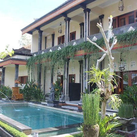 Pondok Ayu Homestay Ubud Esterno foto