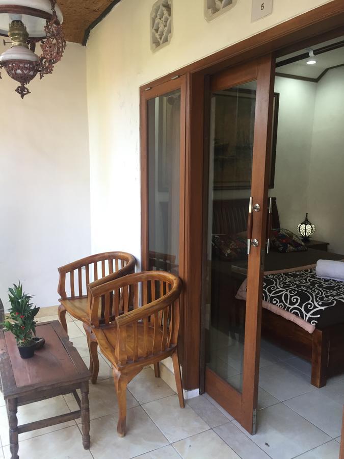 Pondok Ayu Homestay Ubud Esterno foto