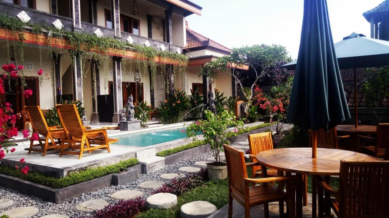 Pondok Ayu Homestay Ubud Esterno foto