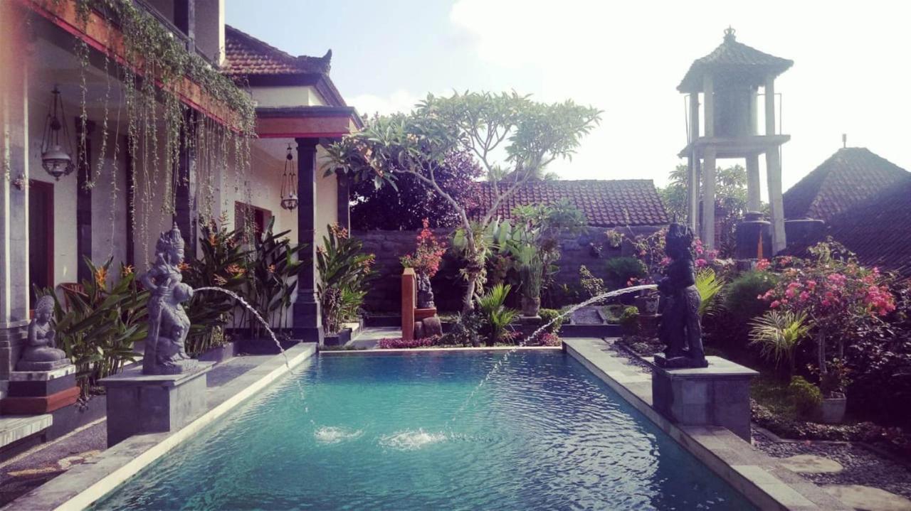 Pondok Ayu Homestay Ubud Esterno foto