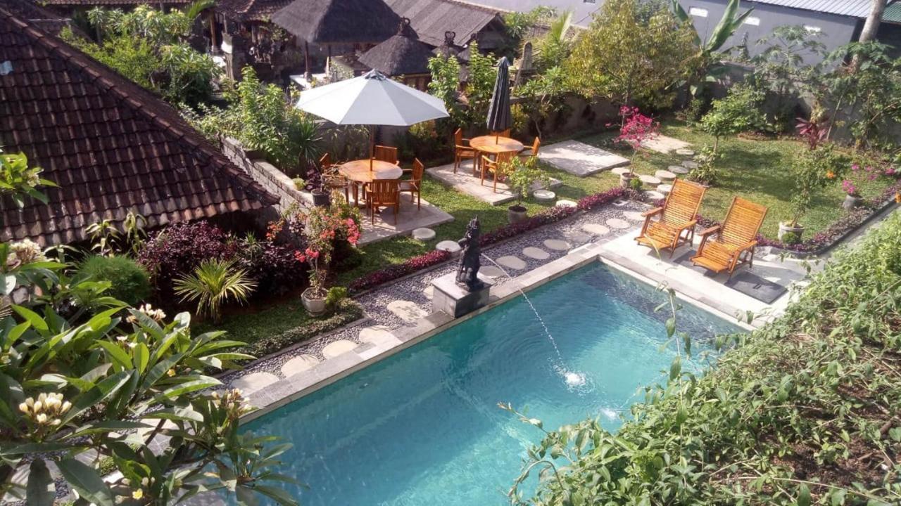 Pondok Ayu Homestay Ubud Esterno foto